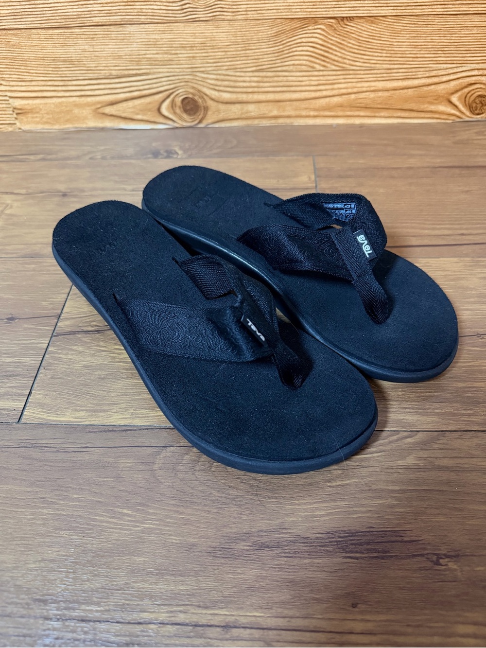 Teva Womens Voya Wedge Sandal Size 8 Black Flip Flop Thongs Beach Vacation